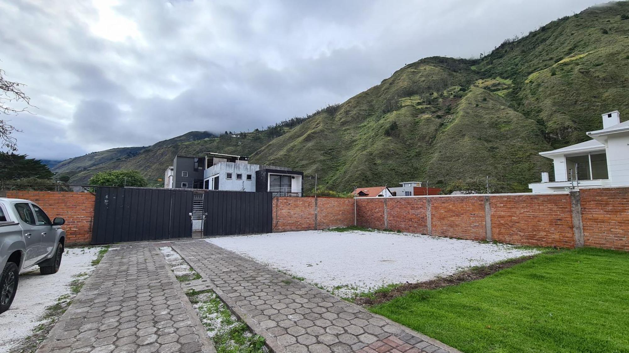 Premium Holiday Cabin - spectacular Tungurahua volcano view Baños Exterior foto